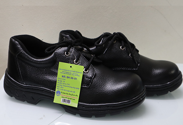 GIÀY BẢO HỘ XP BH08 -  ĐẾ ĐEN, MÀU ĐEN